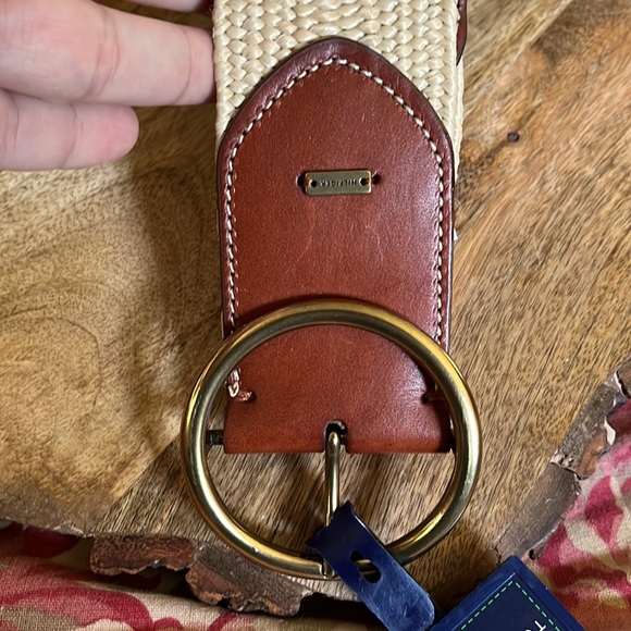 TOMMY HILFIGER  Size Medium Brown Leather & Natural Elastic Brass HW $88
NEW - Picture 10 of 13